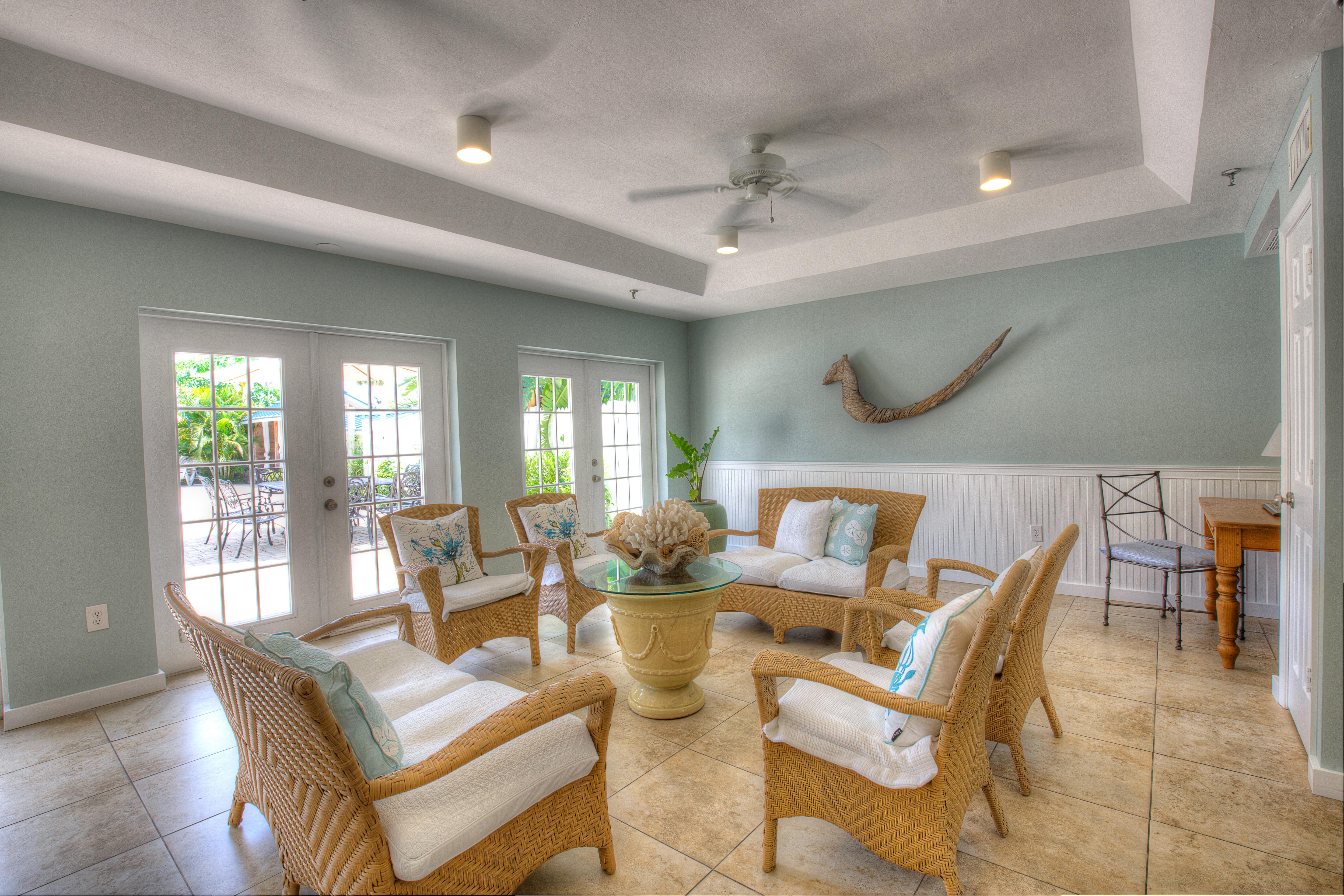 Garden Hotel North Naples
